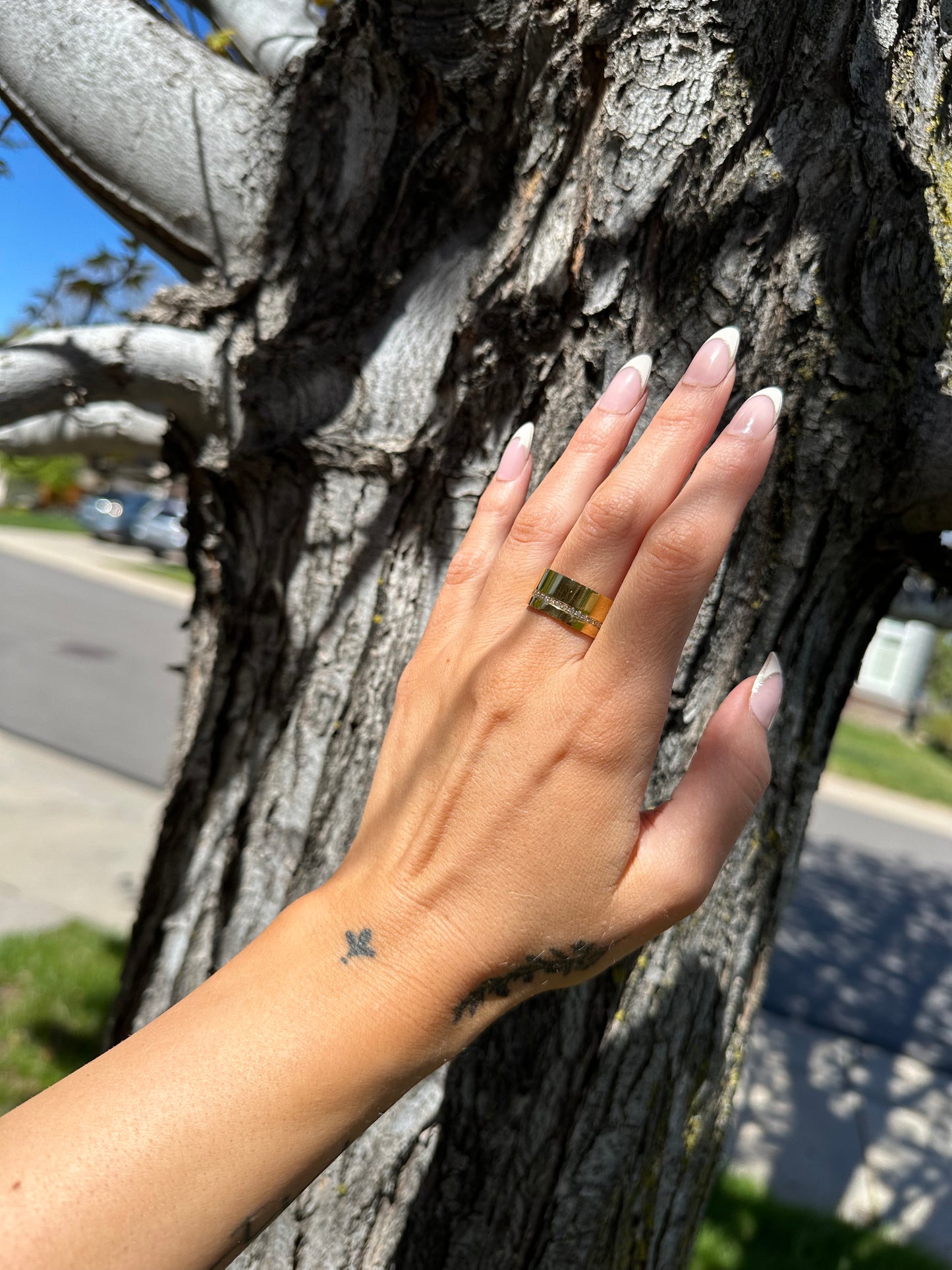 Cigar Lounge Ring