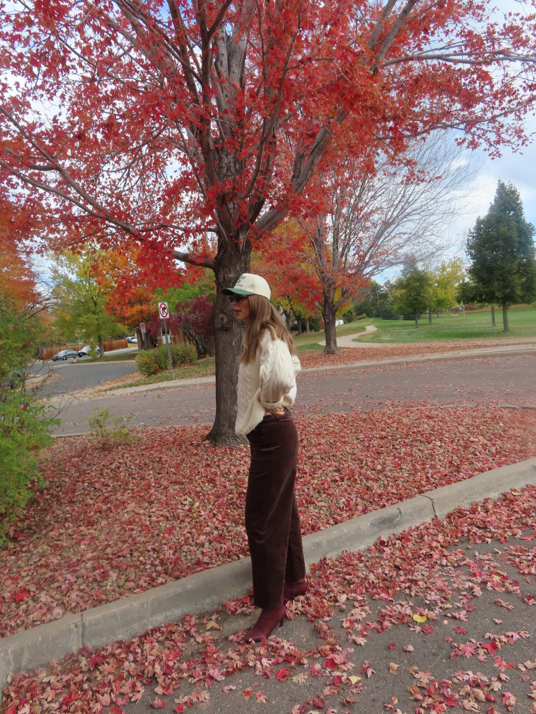 Vail Corduroy Barrel Pants